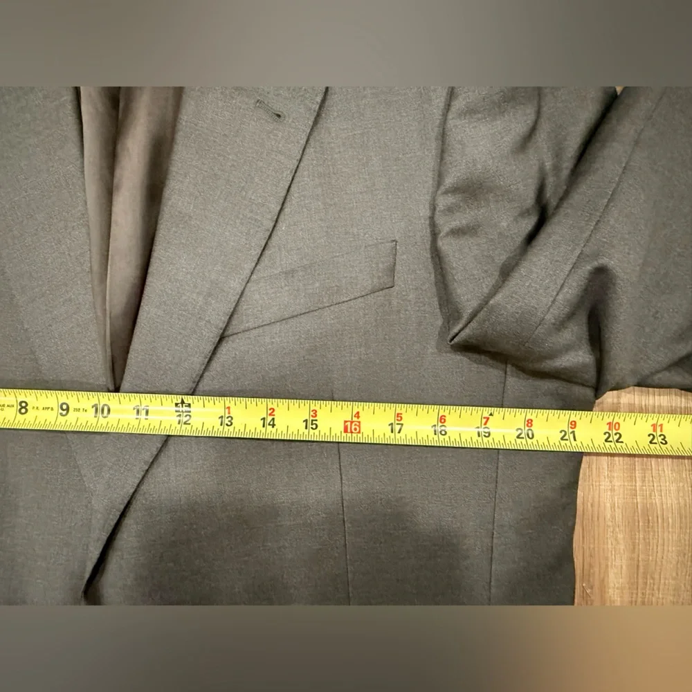 Lubiam L.B.M. 1911 suit jacket made with fabric from Ermenegildo Zegna Wool
